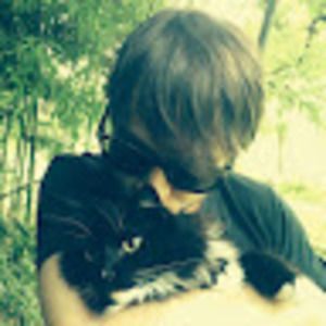 Meet your Posher, Bruce